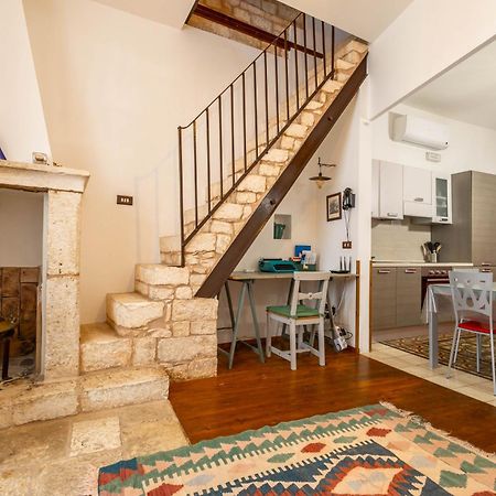 Antiche Mura Apartments "Nel Cuore Della Puglia"Bivani, Cucina, Terrazzo Тури Екстериор снимка