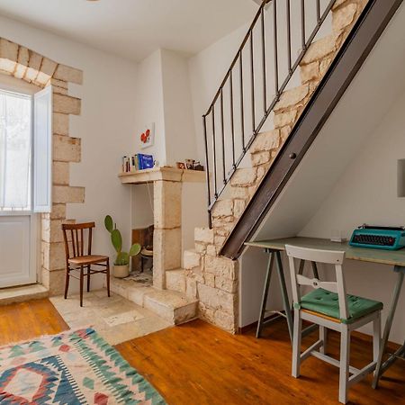 Antiche Mura Apartments "Nel Cuore Della Puglia"Bivani, Cucina, Terrazzo Тури Екстериор снимка