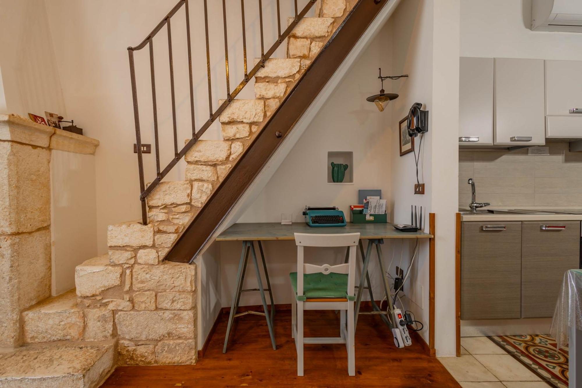 Antiche Mura Apartments "Nel Cuore Della Puglia"Bivani, Cucina, Terrazzo Тури Екстериор снимка